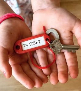 My MIL Always Hated Me for No Reason, but Then She Said She Was Dying and Gave Me Keys to a Motel Room with a Note That Said ‘I’m Sorry’ – Story of the Day