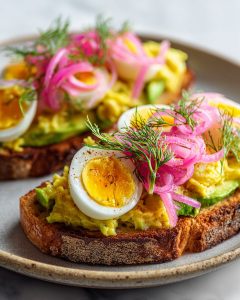 🌿 Avocado & Dill Grated Egg Toast with Pickled Onions 🥑
