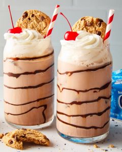 Spiked Chips Ahoy “Egg” Cream