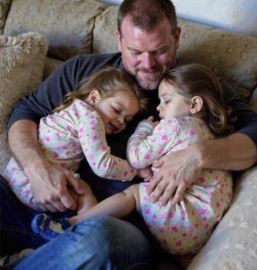 I Bought a Used Washing Machine at a Thrift Store – When I Opened It at Home, I Was Speechless