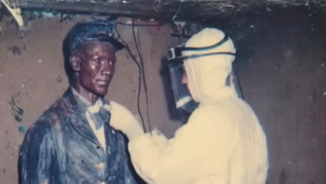 A museum kept a “wax figure” for 50 years — until in 2025, a new curator discovered it was actually a missing man