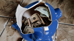 I Accidentally Dropped My 14-Year-Old Son’s Piggy Bank That I Hadn’t Seen before — I Was Shocked by What Was Inside