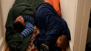 I Came Home to Find My Kids Sleeping in the Hallway — What My Husband Turned Their Bedroom into While I Was Away Made Me Feral
