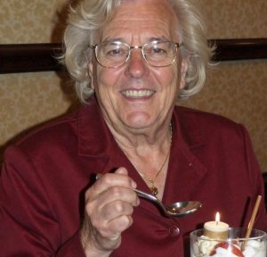 I Gathered My Family Under One Roof Only to Announce the New Terms of My Inheritance and Their True Faces Were Revealed — Story of the Day